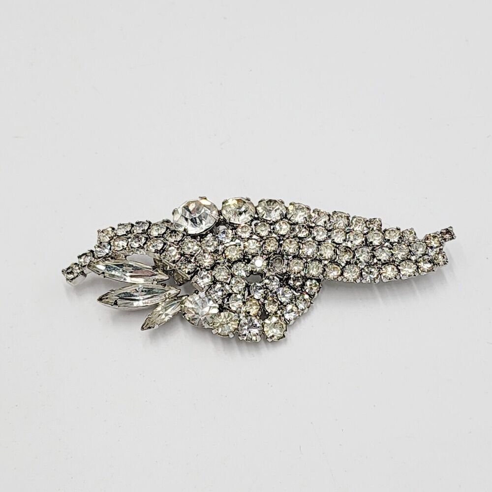 Vintage Unsigned WEISS Marquise Round Clear Rhinestone Rhodium Plated Pin Brooch